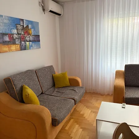 Debar Maalo Apartment